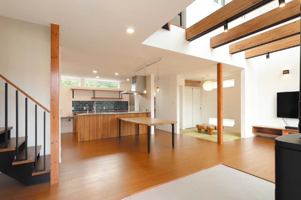 家族みんなで思いを込めて内壁塗装 快適で高性能な住まいづくりを実現