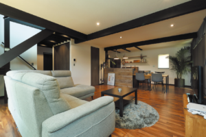 アイデアやこだわりを詰め込んだ暮らしを楽しむ20代の大人空間