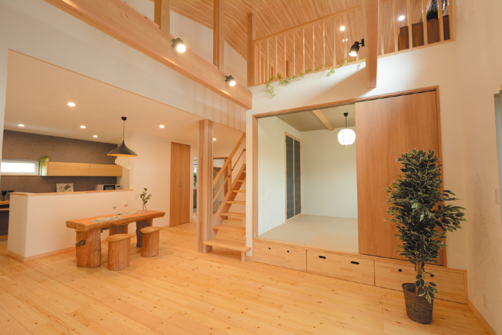 三角の土地を有効に活用した平屋の家 木の香りが心地良い、省エネの快適な暮らし