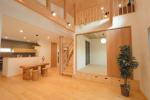 三角の土地を有効に活用した平屋の家 木の香りが心地良い、省エネの快適な暮らし