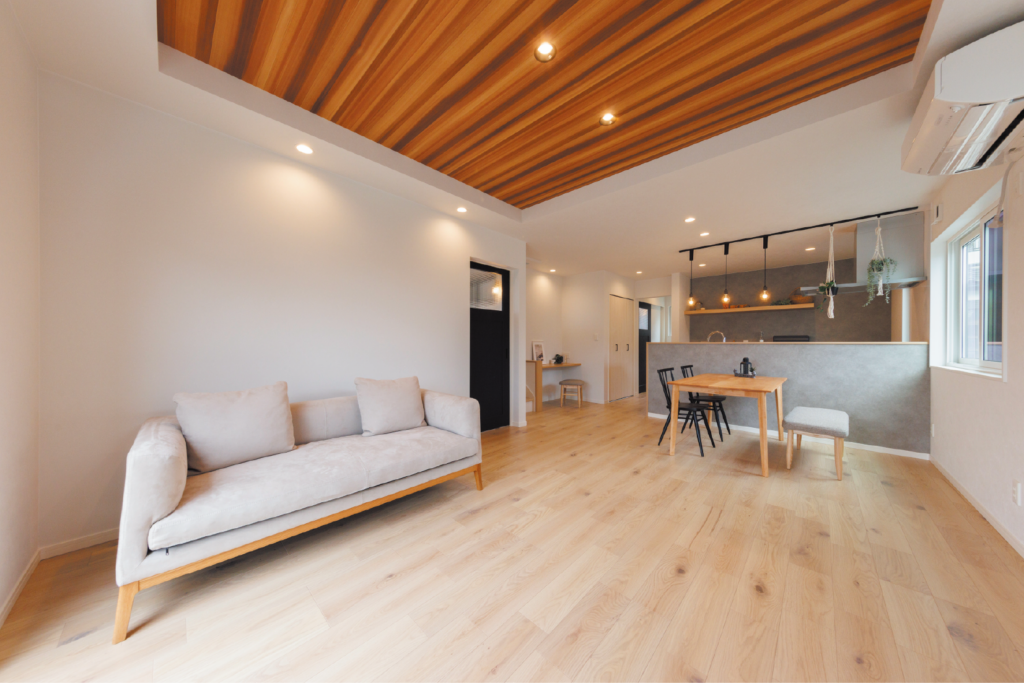 限られたスペースの中で、暮らしやすさとデザイン性を重視